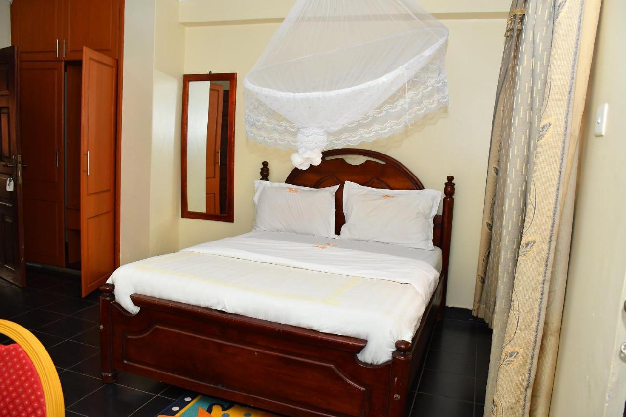 Florida Hotel Zaana Kampala Zewnętrze zdjęcie