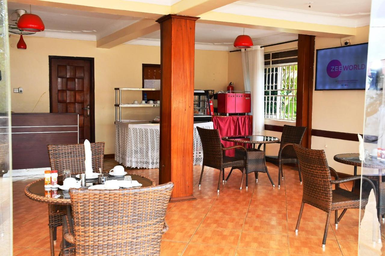 Florida Hotel Zaana Kampala Zewnętrze zdjęcie