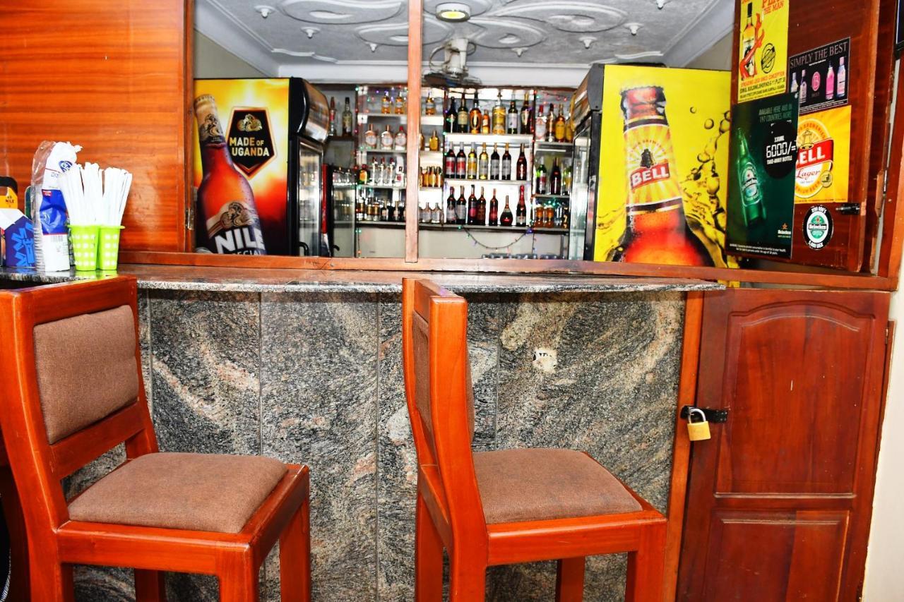 Florida Hotel Zaana Kampala Zewnętrze zdjęcie