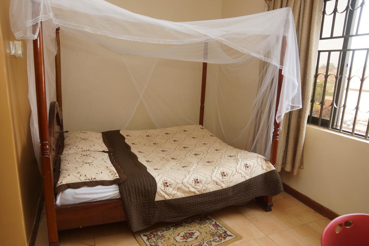 Florida Hotel Zaana Kampala Zewnętrze zdjęcie