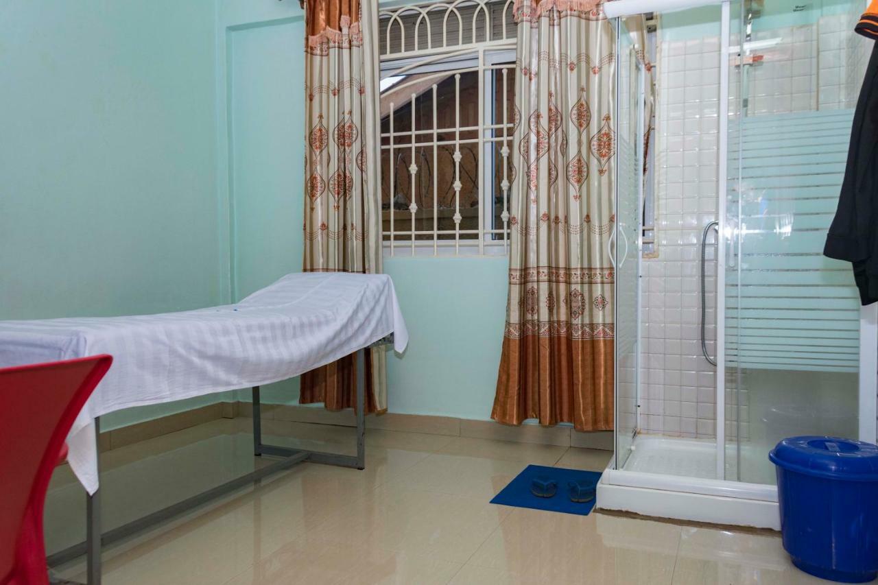 Florida Hotel Zaana Kampala Zewnętrze zdjęcie