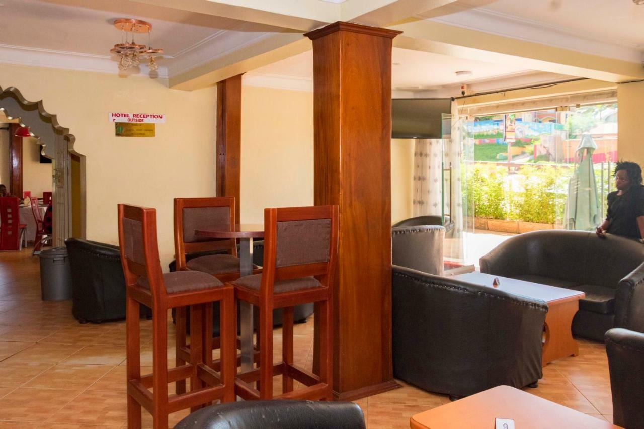 Florida Hotel Zaana Kampala Zewnętrze zdjęcie
